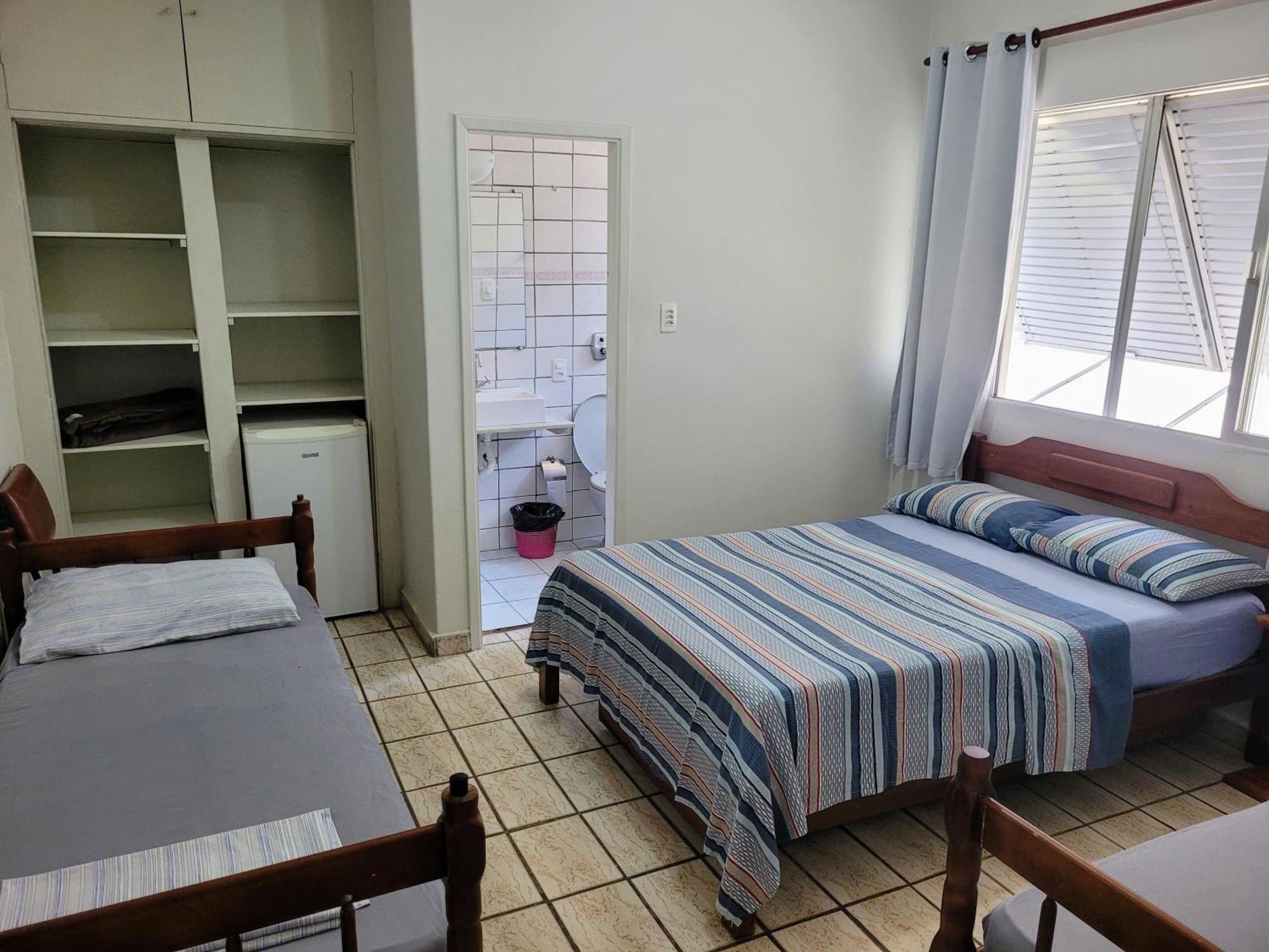 Guaruja Praia Hotel Economico ภายนอก รูปภาพ